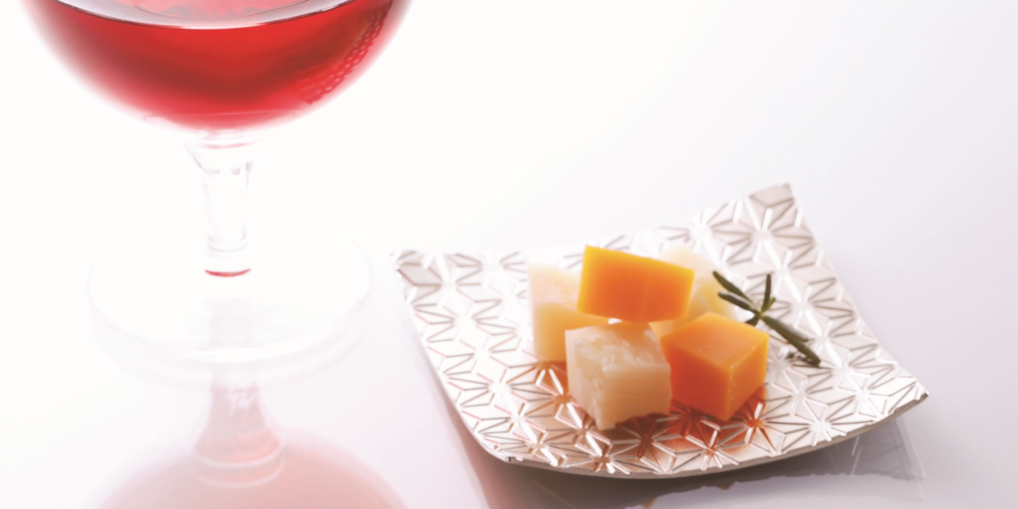 99.99%～錫の特性を生かした美しい錫製品～